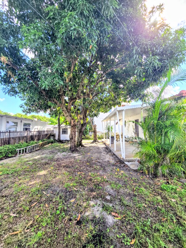 Building Photo - 5451 SW 5th Terrace