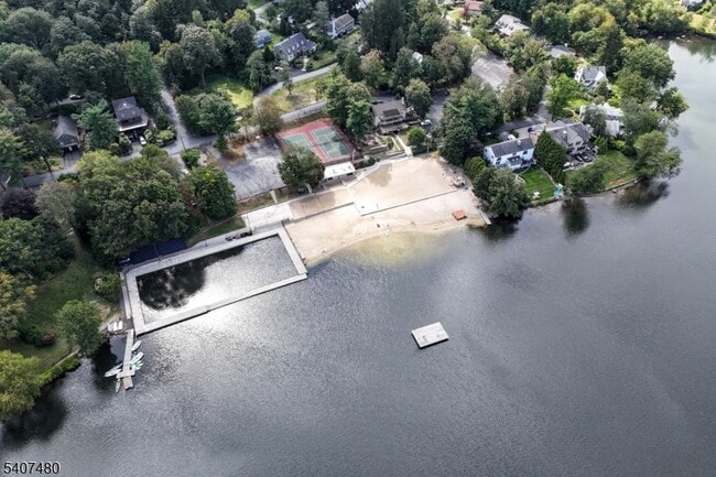 Building Photo - 49 Fayson Lakes Rd