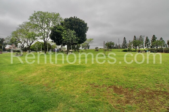 Building Photo - 9405 Gold Coast Dr