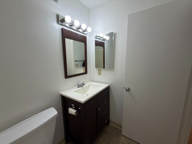 Building Photo - Spacious 3BR/2BA Single Family Home | 2-Car Garage + Great San Jose Location