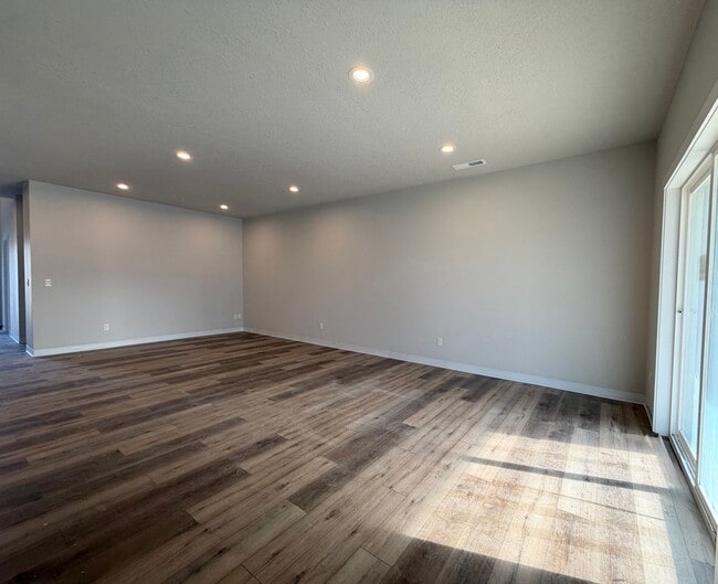 Building Photo - Beautiful Brand New 4-Bedroom, 2.5-Bathroom Duplex Style Townhome!