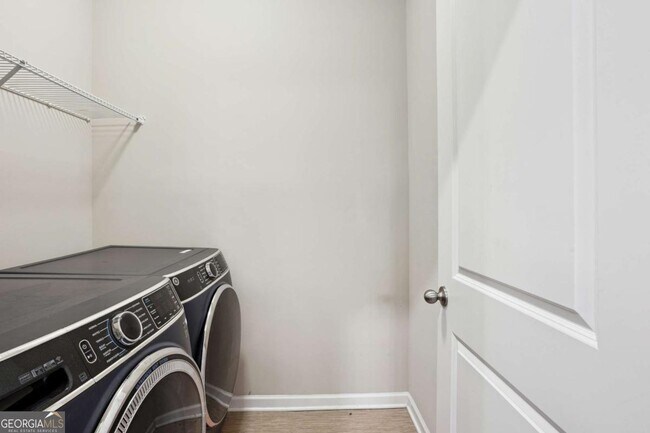 Building Photo - 106 Logan Pass Dr