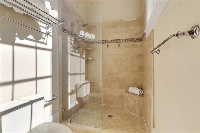 Building Photo - 531 Bienville St