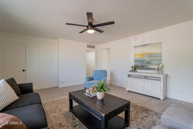 Building Photo - 1800 S Shafer Dr