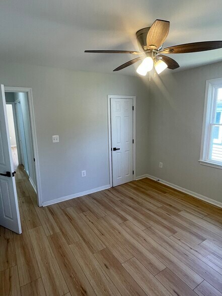 Back Bedroom 2 - 2502 Linwood Rd