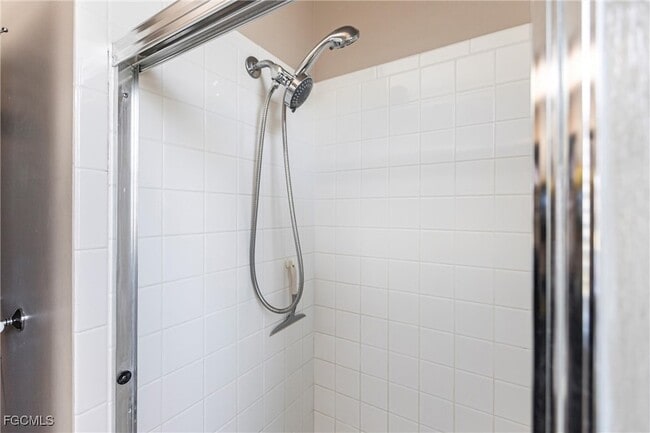 Building Photo - 8361 Trentwood Ct