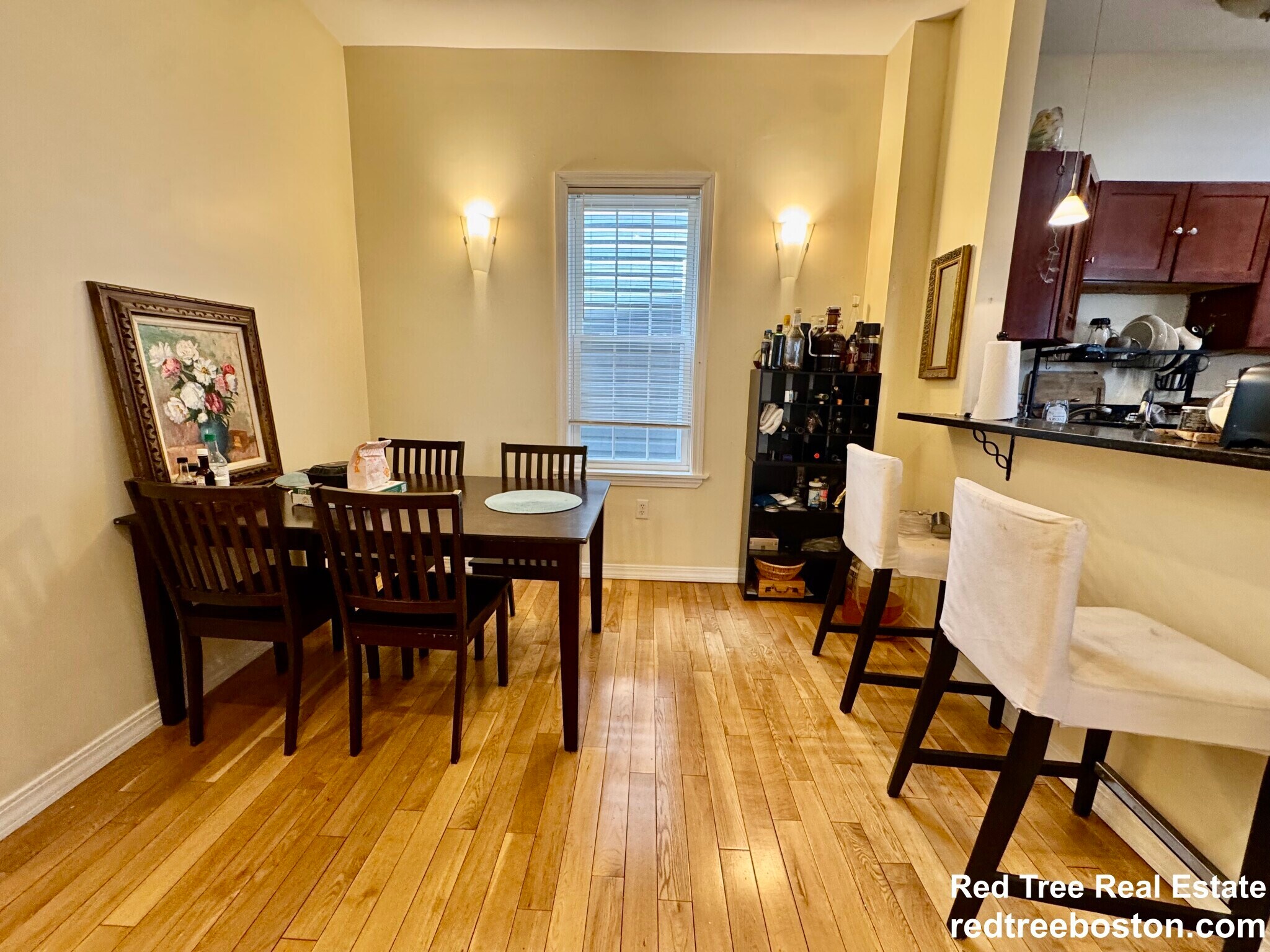 Building Photo - 22 Elmore St