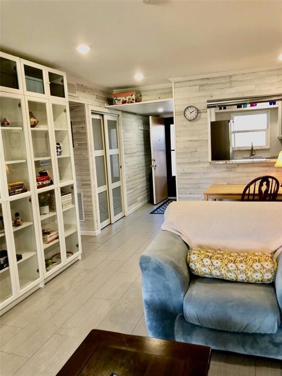 Building Photo - 102 Capri Isles Blvd