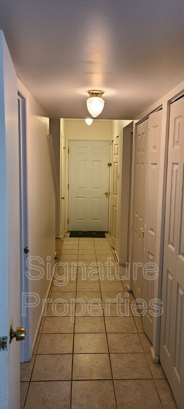 Building Photo - 8602 Ransco Ct