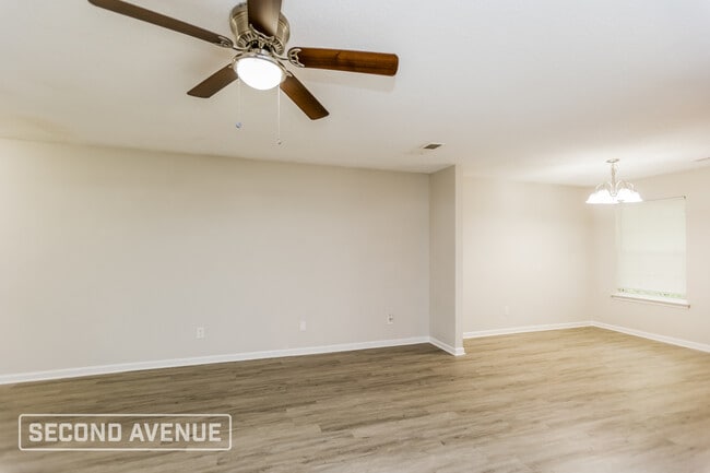 Building Photo - 5211 Hanover St