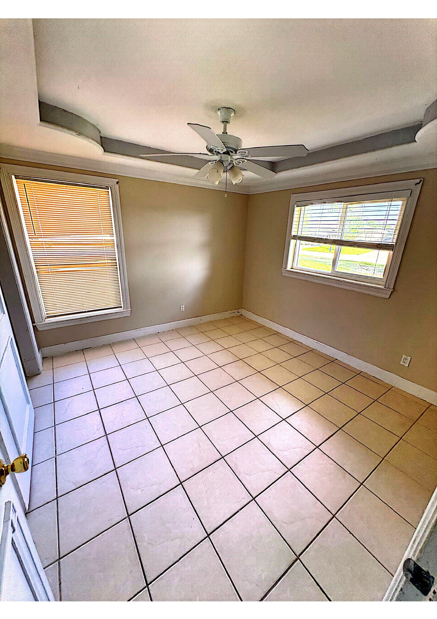 Building Photo - 1505 SE 36th St