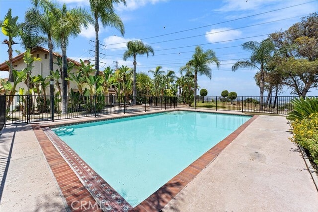 Building Photo - 15360 Metropol Dr