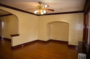 Building Photo - 4200 Lawn Ave