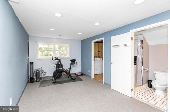 Building Photo - Charming 3BR House in Nottingham