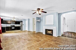 Building Photo - 1007 Cat Mesa