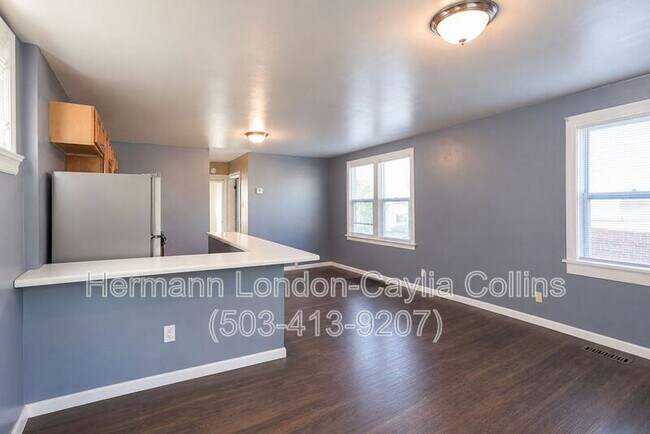 Building Photo - 5733 Albia Terrace