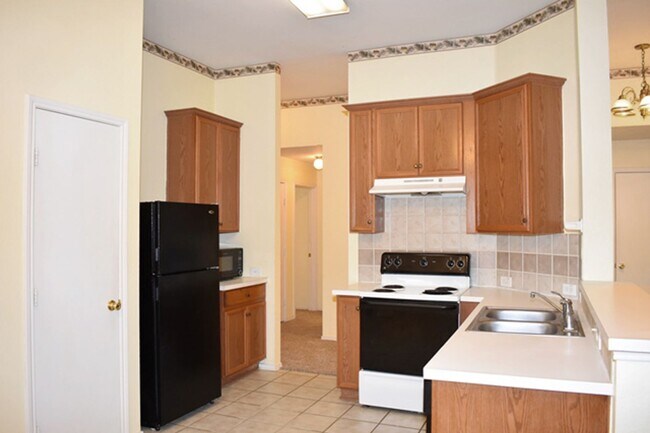 Building Photo - AVAILABLE NOW - Charming 3 Bed Home in Denton | Open Layout, Fireplace, Large Backyard