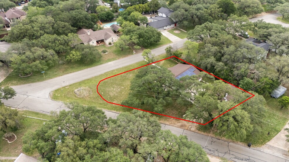 Building Photo - 17215 Sugar Crest Dr