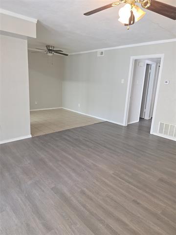 Building Photo - 8805 N Normandale St