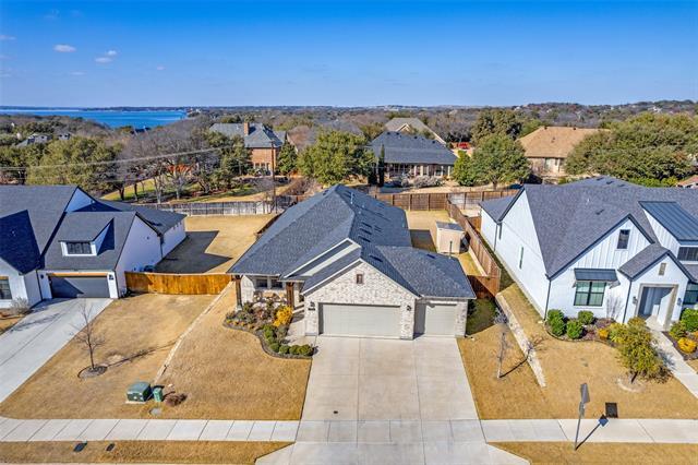 Building Photo - 7132 Aves St