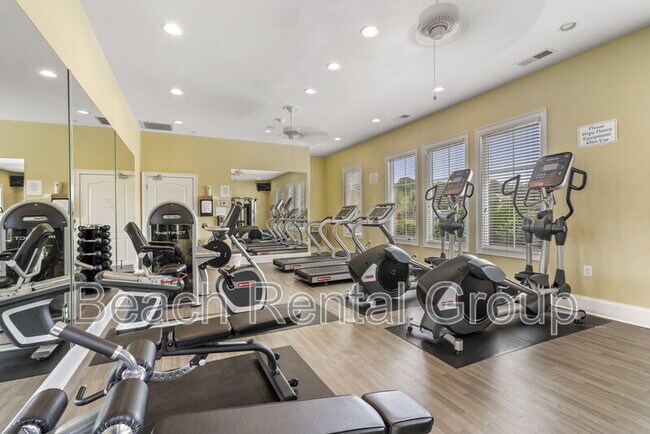Building Photo - 2180 Waterview Dr