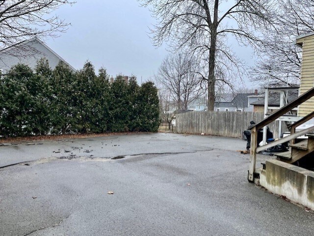 Building Photo - 15 Frankfort St