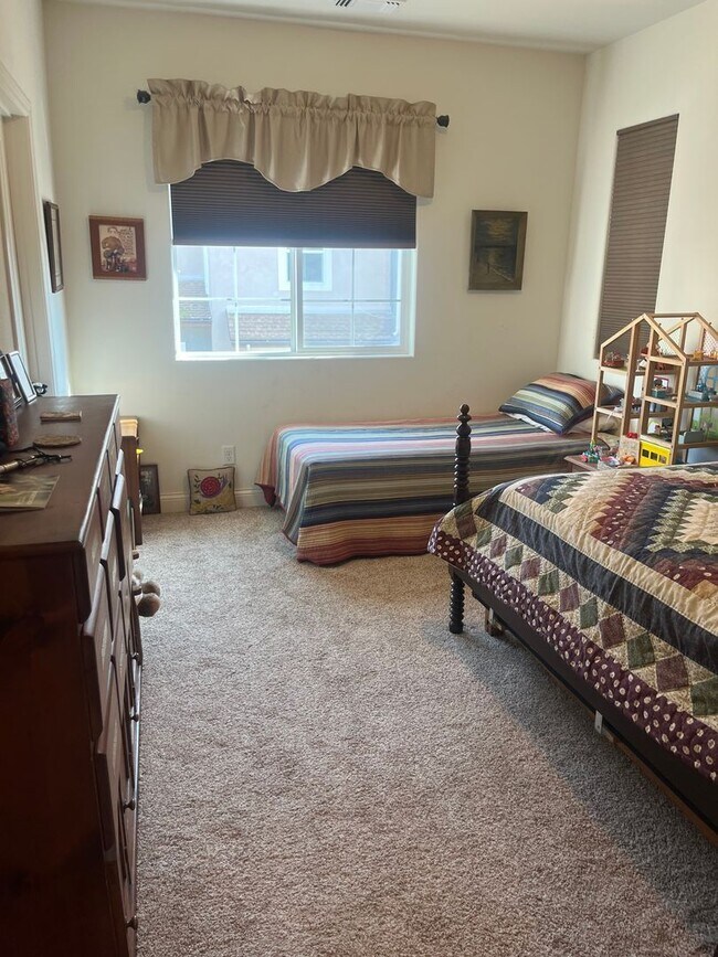 Building Photo - Charming 3 bedroom home in Atascadero