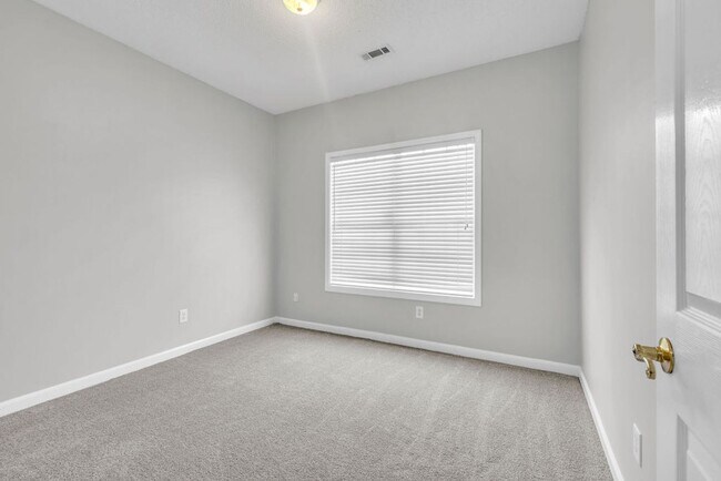 Building Photo - Charming 3BR Ranch in Riverdale – Minutes from I-75!