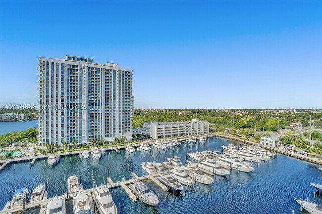 Building Photo - 17301 Biscayne Blvd