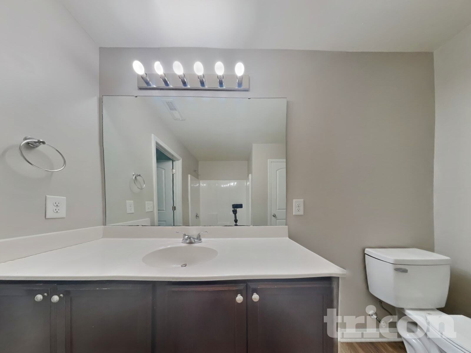 Building Photo - 507 Menlo Pk Rd