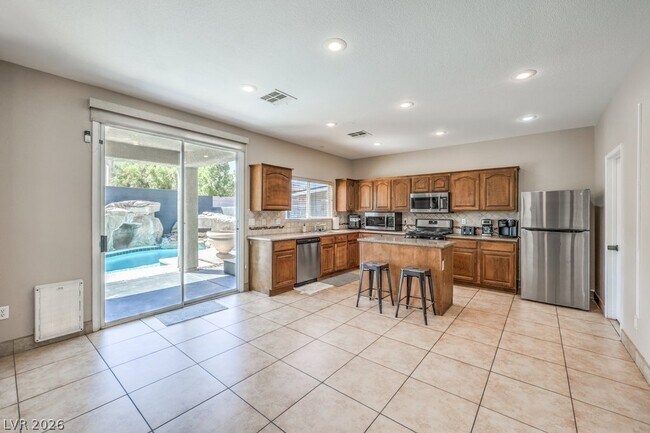 Building Photo - 5663 Artesia Lake Ct