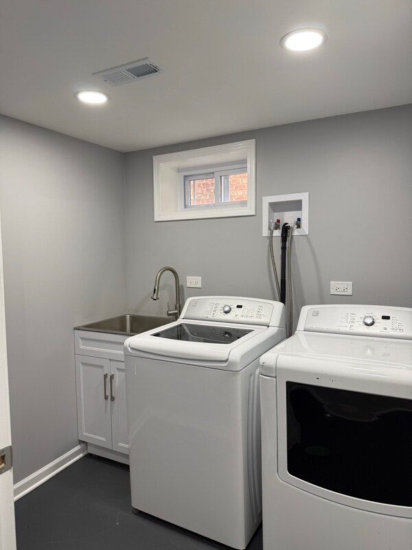 Building Photo - 4537 S Lavergne Ave