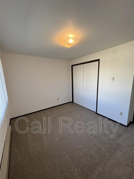 Building Photo - 3911 S Moffitt Rd