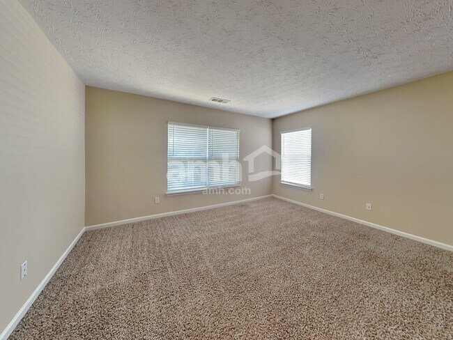 Building Photo - 574 Leaflet Ives Dr