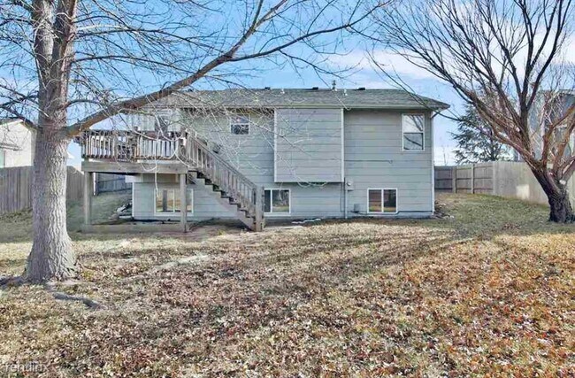 Building Photo - 3 br, 2 bath House - 1817 N Buckthorn Ct