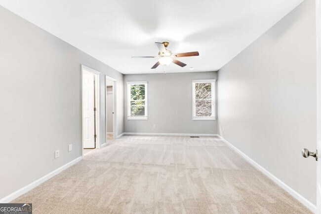 Building Photo - 1420 Old Virginia Ct SE