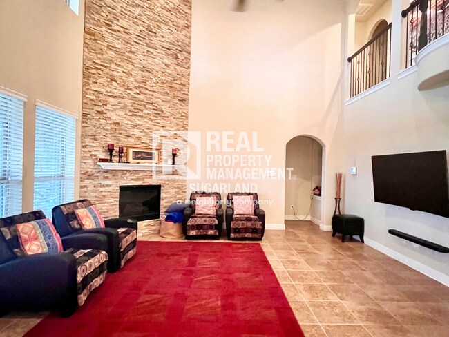 Building Photo - Stunning 5-Bedroom, 4.5-Bath Home for Rent in Richmond, TX