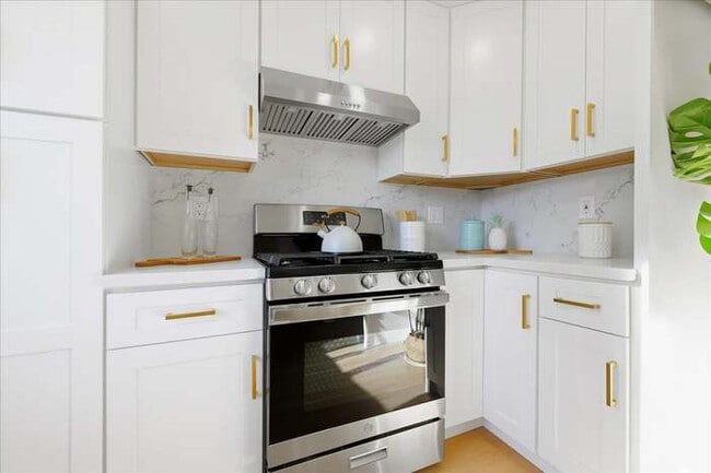 Building Photo - 4564 San Juan Ave