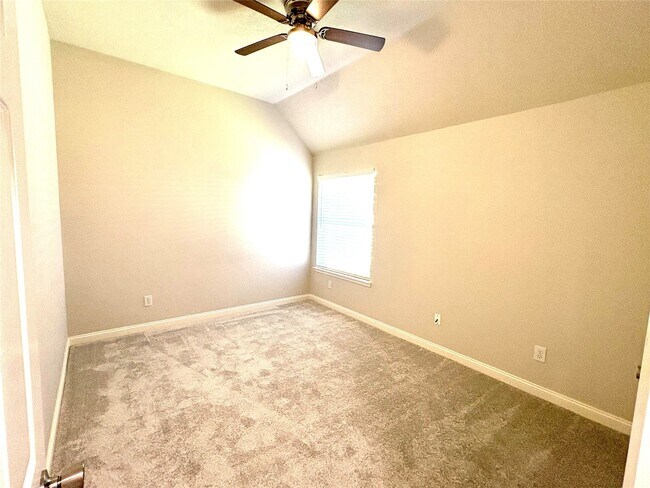 Building Photo - 12114 Pine Brook Dr