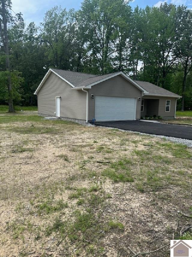 Building Photo - 1815 Debbie Dr
