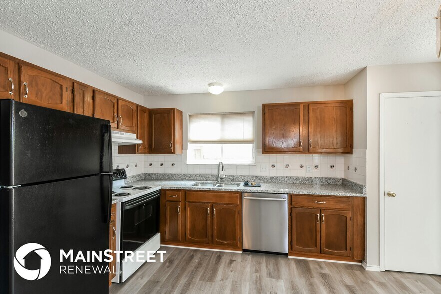 Building Photo - 140 Lamplighter Way