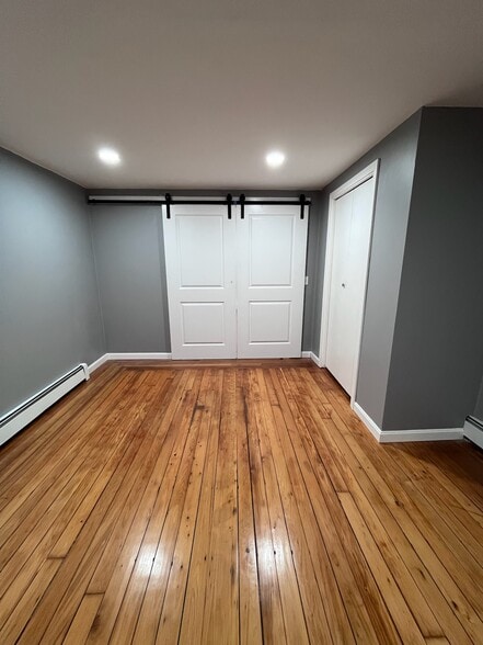 Building Photo - 137 Worcester Ave