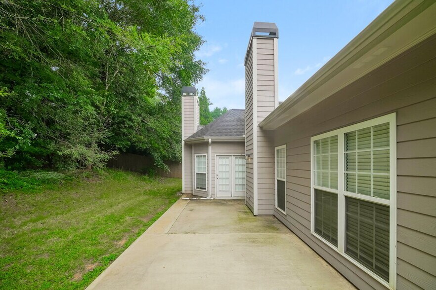Building Photo - 116 Freeman Forest Dr