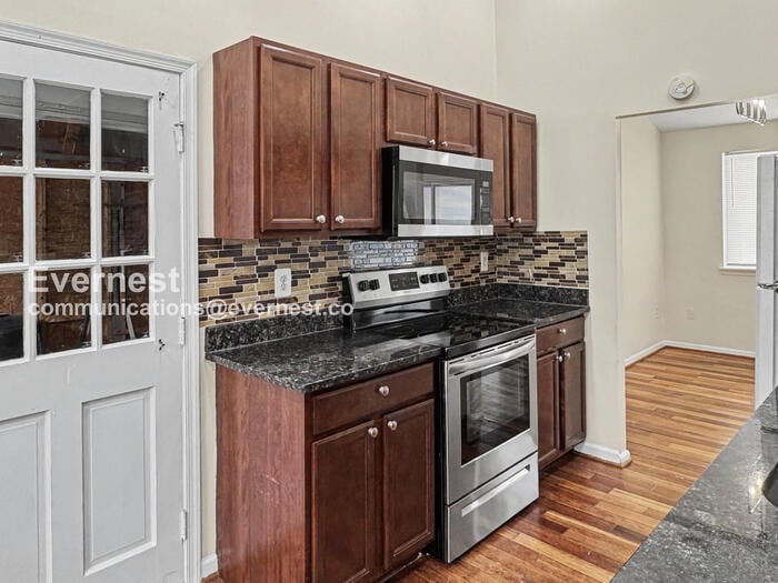 Building Photo - 9005 Heatherfield Ct