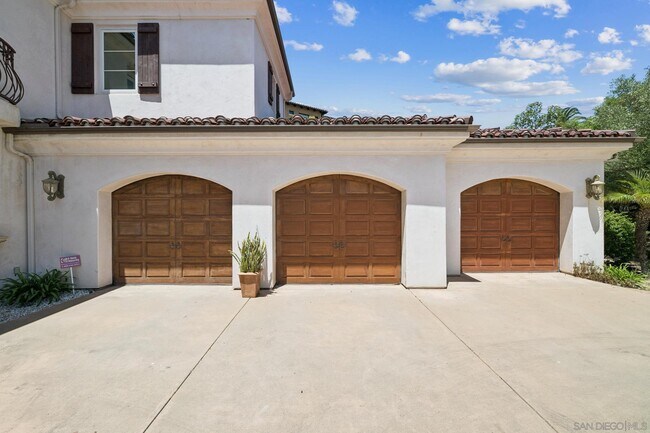 Building Photo - 8049 Camino De Arriba