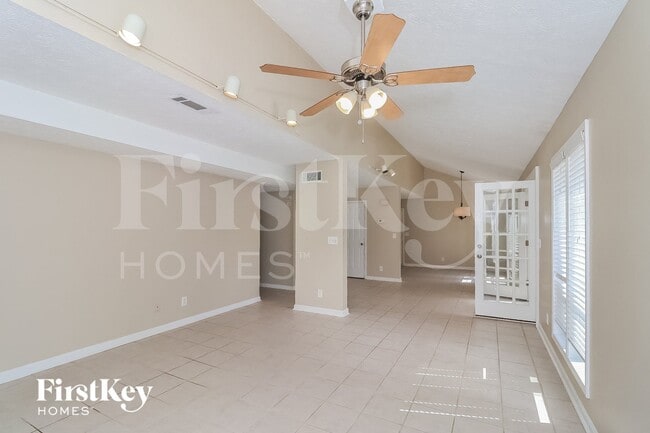 Building Photo - 2845 Forest Wood Dr