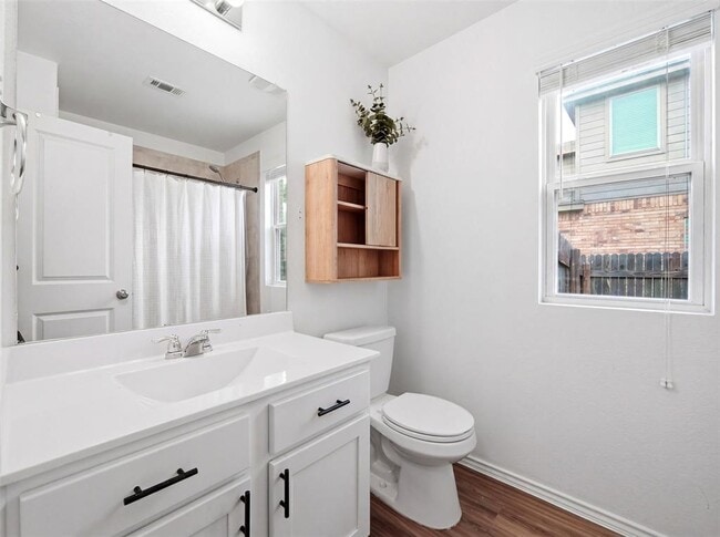 Building Photo - 21412 Wilmiller Ln