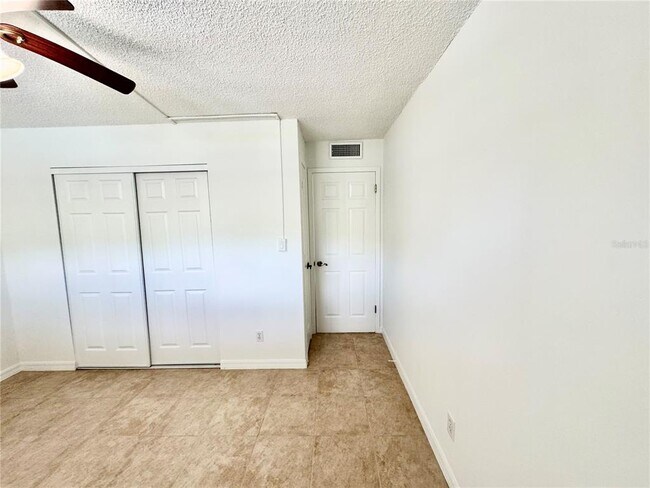 Building Photo - 5820 N Church Ave