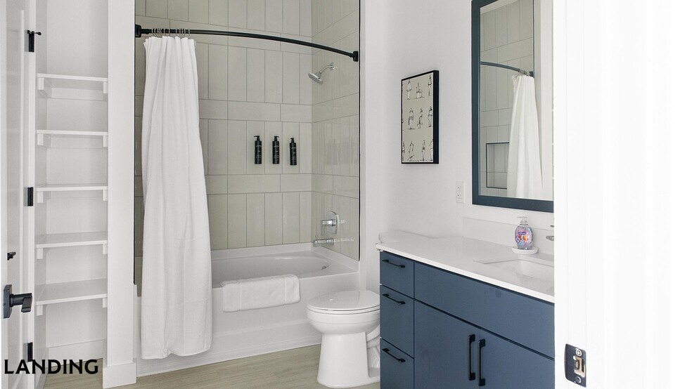 Building Photo - 1007 S Mint St