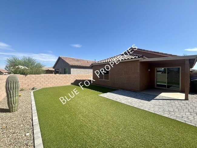 Building Photo - 8823 E Stone Meadow Cir